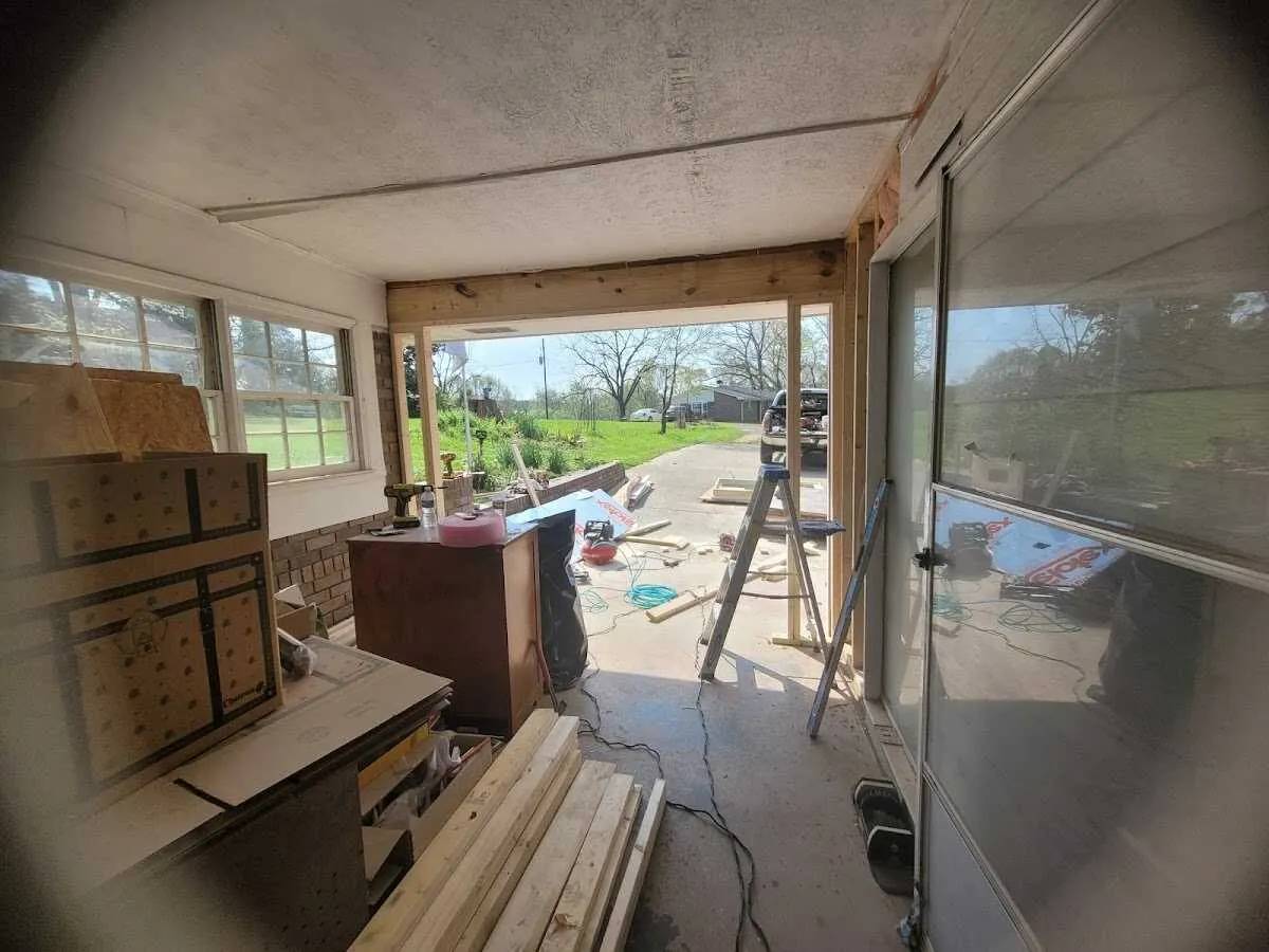 Air movers and dehumidifier for Drying & Dehumidification in Holladay